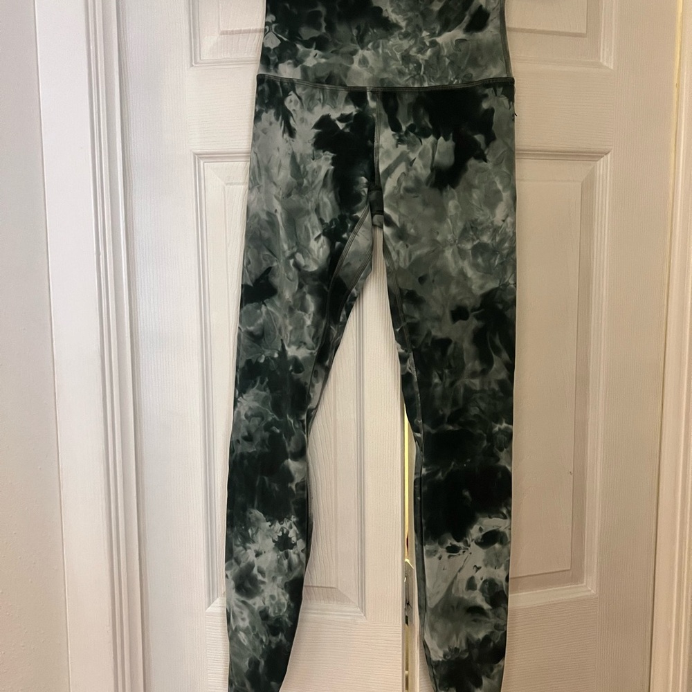 Lululemon Align High-Rise 28” Pant in Green Tie-Dye